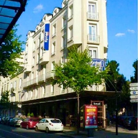 Kyriad Restaurant Centre Spa Vichy Eksteriør bilde